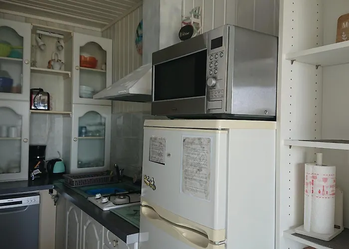 Les Pieds Dans L'eau